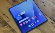 Samsung отбелязва рекордни поръчки за сгъваемите си флагмани