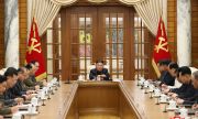 Ким Чен Ун с първа публична поява от седмици