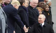 Снимка CNN: Доналд Тръмп очевидно не вижда, че Путин се опитва да спечели време