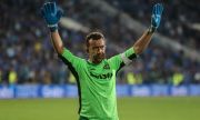 Георги Петков на вратата на Славия още един сезон