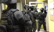 ГДБОП задържа четирима за принуда, заплахи и насилие