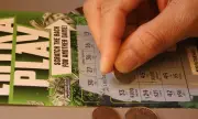 Шанс за нов живот: Бездомник спечели 1 милион долара от лотария (ВИДЕО)