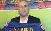 Барселона пуска на търг предмети на Христо Стоичков и Лионел Меси