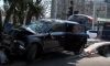 Лек автомобил се вряза в къща на централно кръстовище в Русе